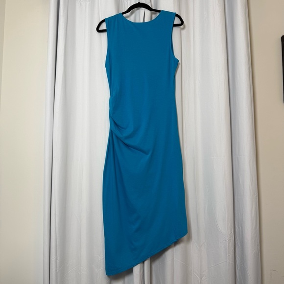 Michael Stars Ruched Midi Tee Dress NWT Sleeveless Asymmetrical Hem Blue Large - Picture 4 of 14